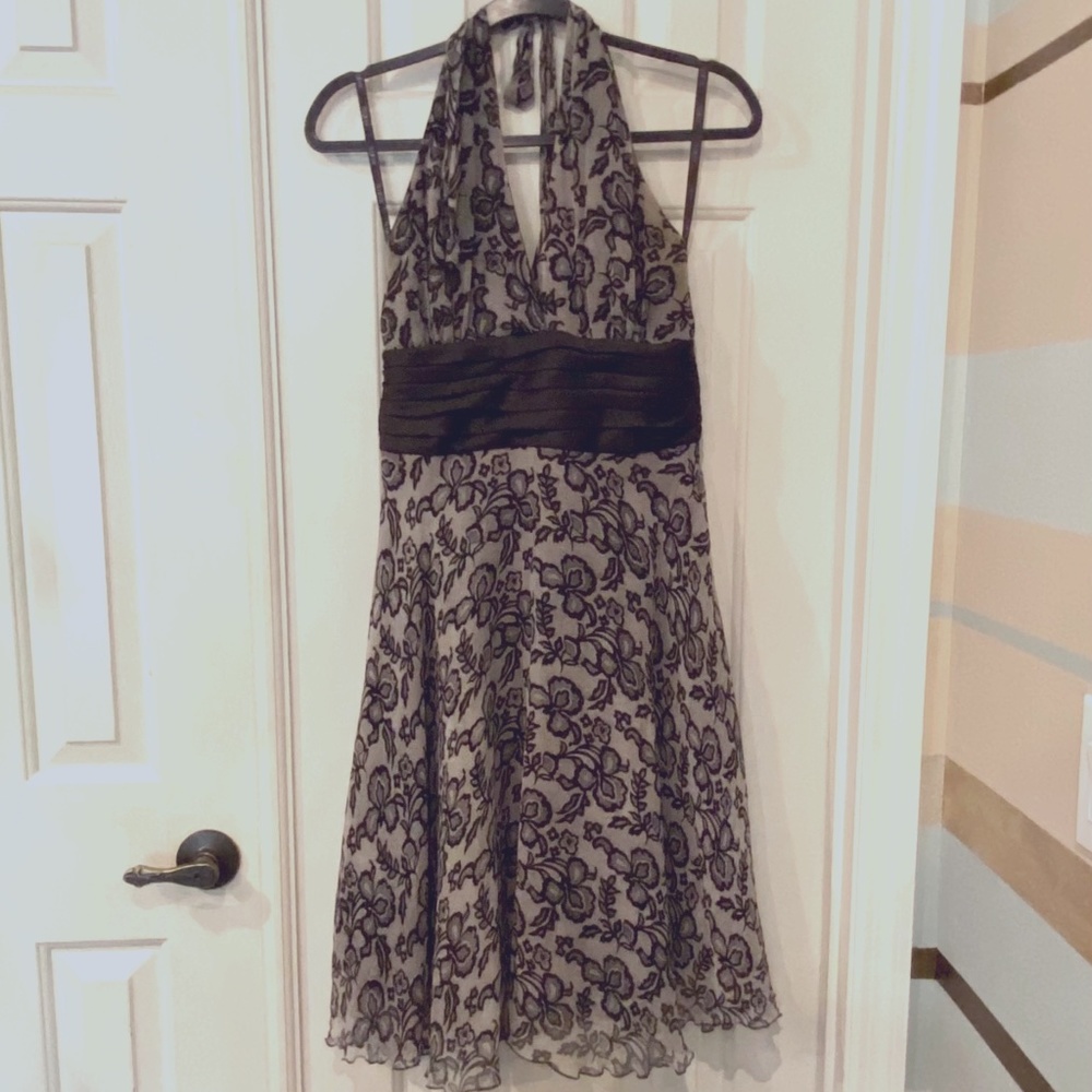 Mix It Silk Iris Floral Printed Black Halter Dress, Ruffle Skirt Size 10 Medium